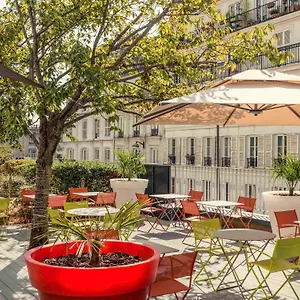 Отель Mercure Montmartre Sacre Coeur, Париж