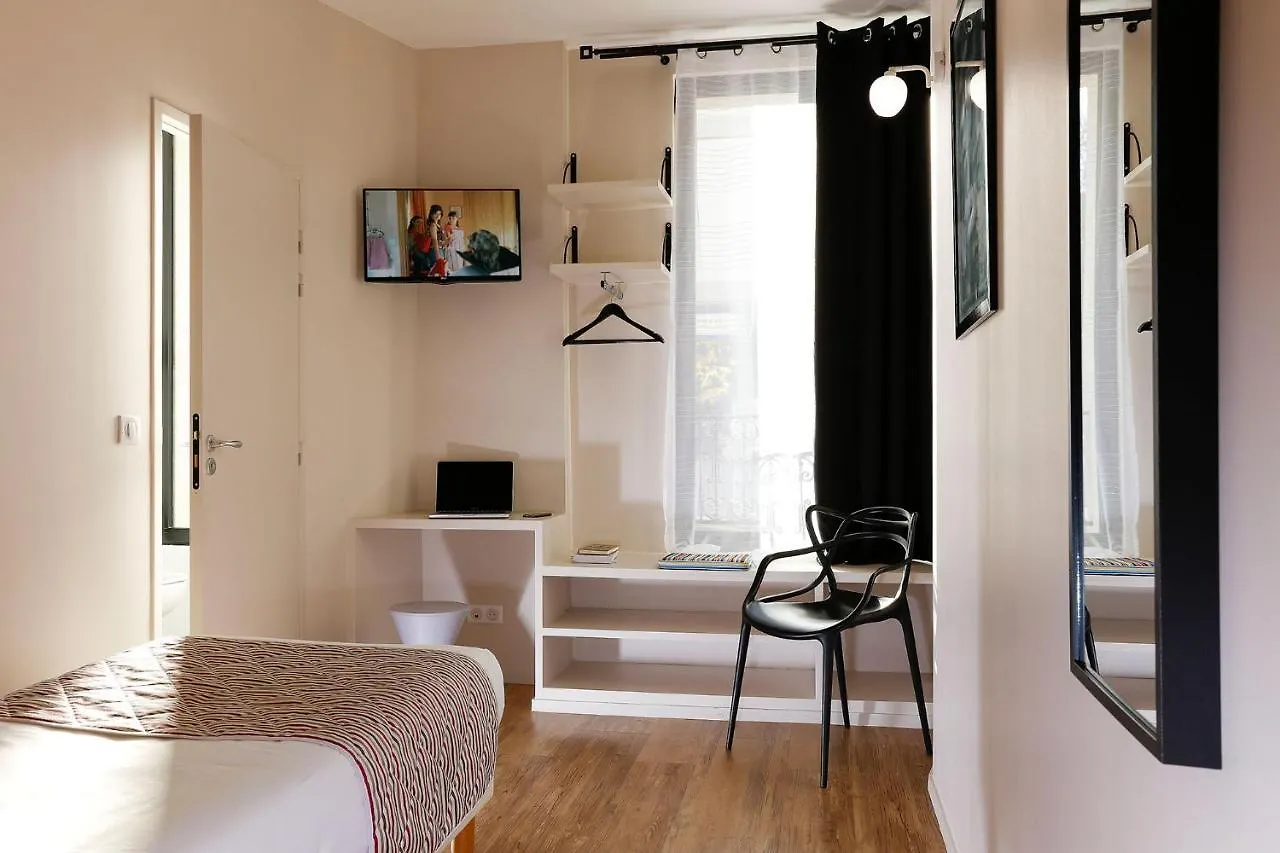 Hotel Coypel By Magna Arbor Paris Fransa