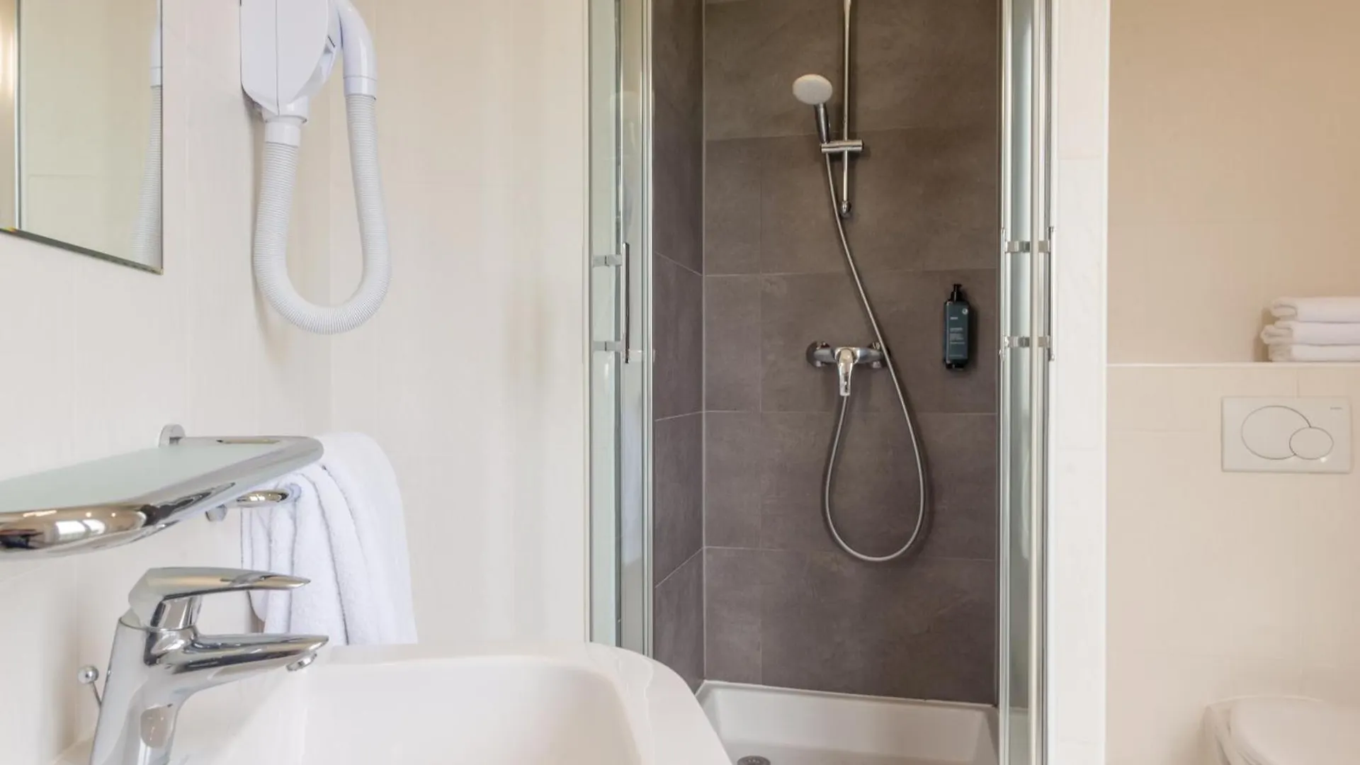 Hotel Coypel By Magna Arbor Paris