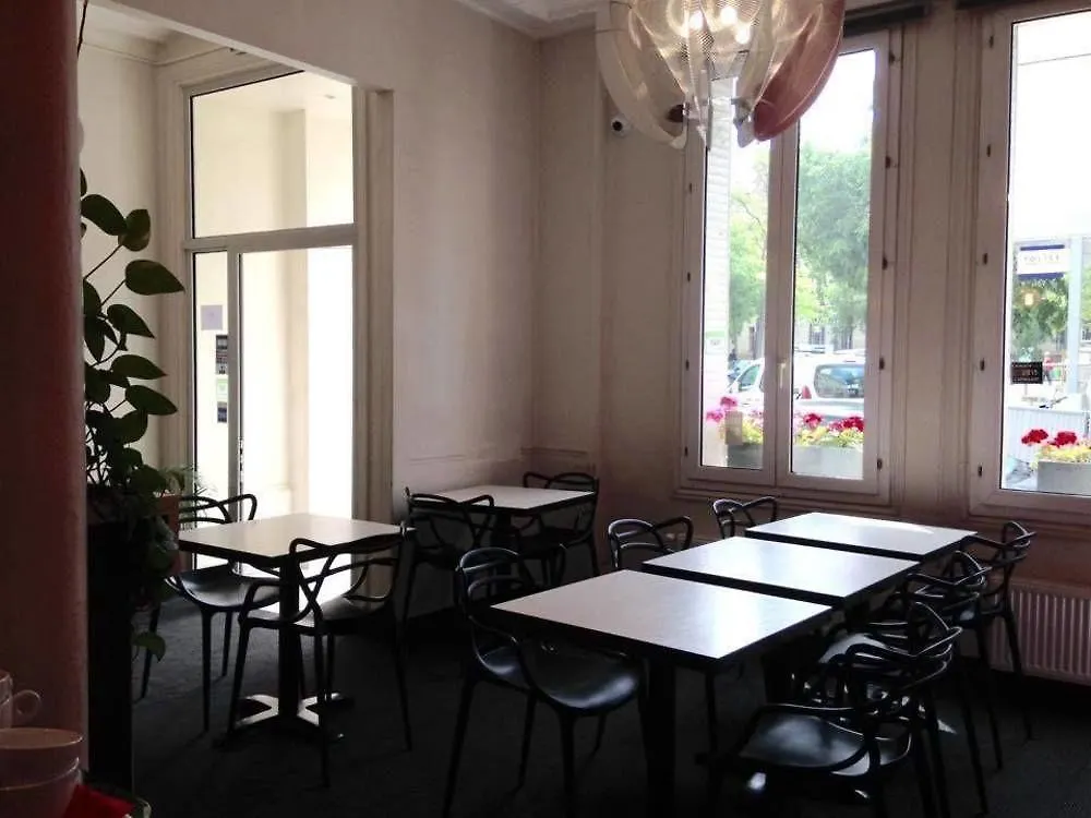 Hotel Coypel By Magna Arbor Paris 3*,  Frankrike